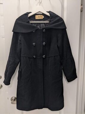 Black Mid-Length Wool Coat with Hood